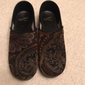 Dansko velvety clogs